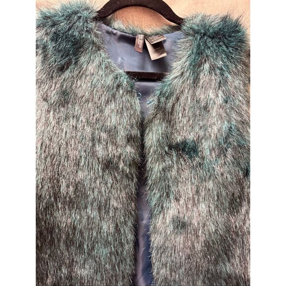 Draft Listing - Picture 2 of 10